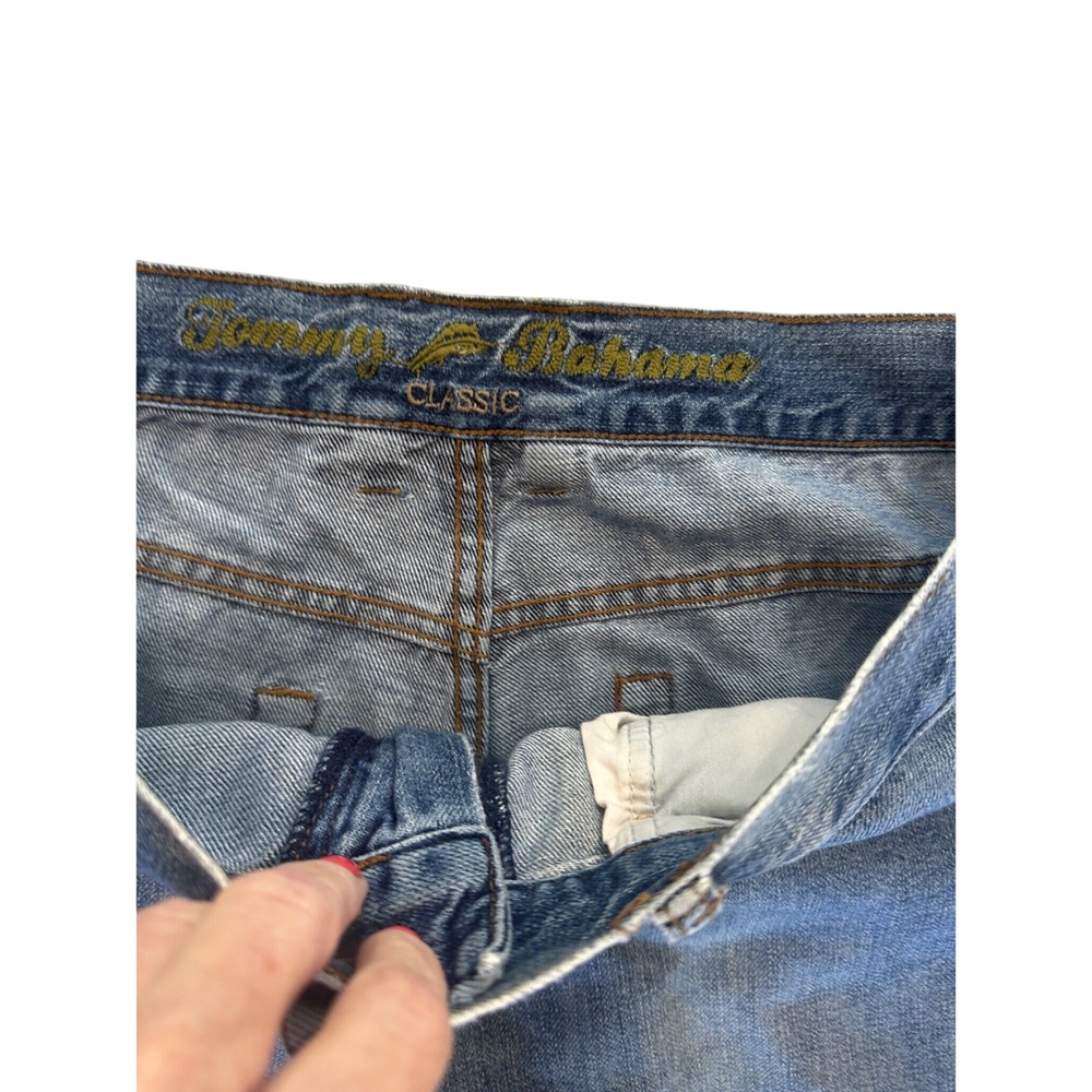 Tommy Bahama Classic Fit Mens 36x32 Medium Wash Straight Leg Blue Denim Jeans - Picture 3 of 6